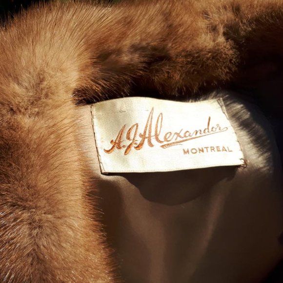 Vintage "Alexander" Long haired Mink Coat - Picture 6 of 6